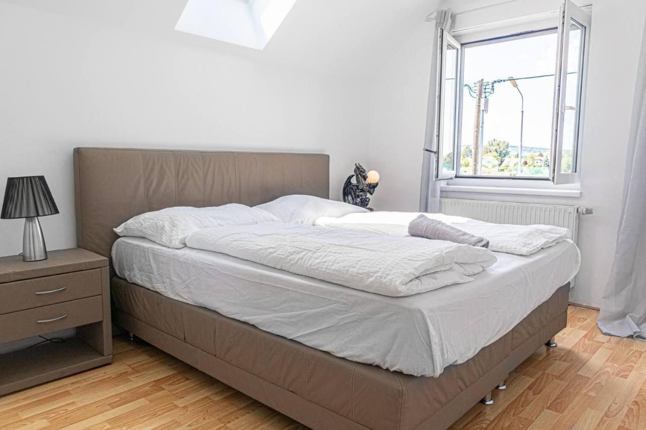 Cozy Room In Amazing House Wien Exterior foto